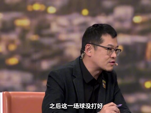 世界杯官方手机客户端安装-杨毅：里夫斯季后赛下限低&amp;当不了二当家 湖人得给东契奇配黑又硬